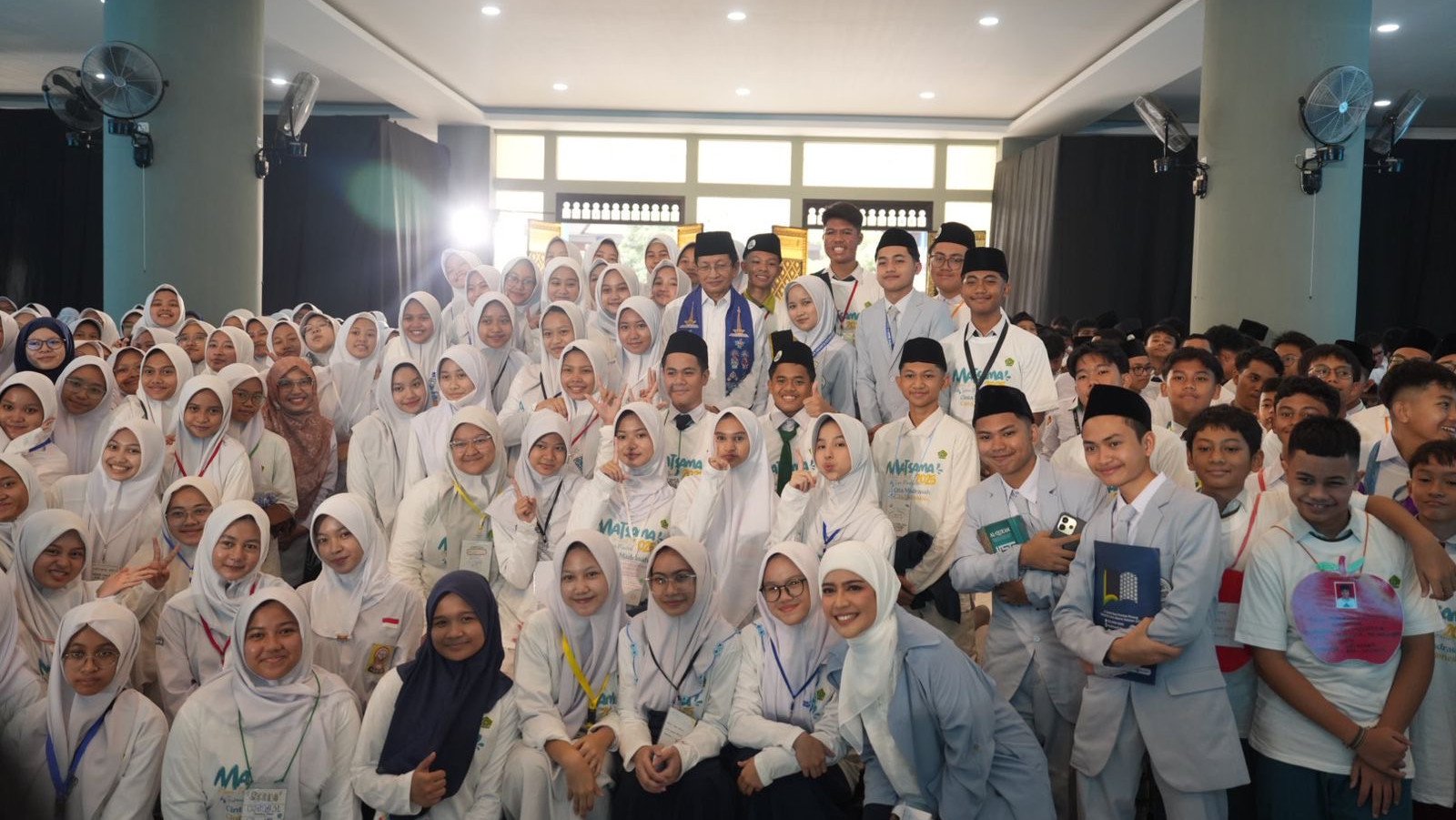 Menag RI Bagikan Pengalaman Sukses Ketiga Anaknya yang Alumni Madrasah pada Hari Pertama MPLS
