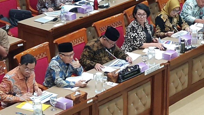 Abdul Mu'ti Paparkan Keuangan Kemendikdasmen, Komisi X Sempat Sorot Chromebook