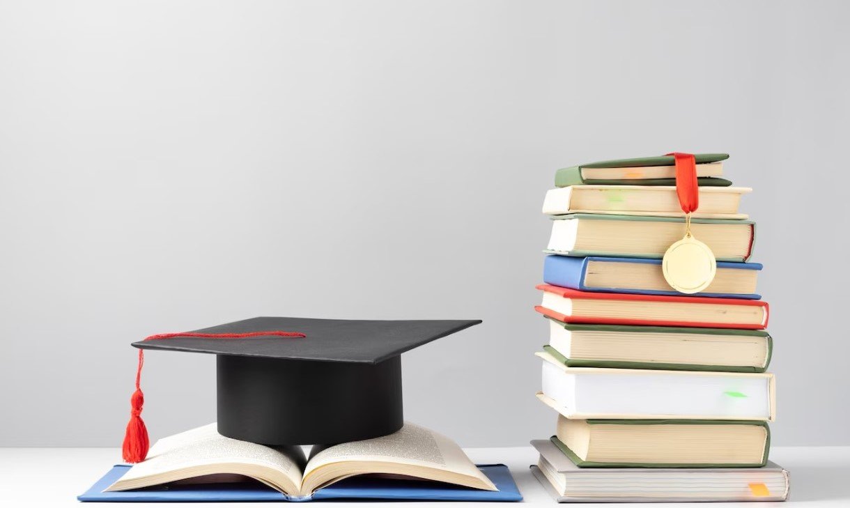 Kabar Gembira untuk Guru! Kemenag Berikan Beasiswa Pendidikan Jarak Jauh untuk Tingkatkan Kualitas Tenaga Pendidik di Indonesia