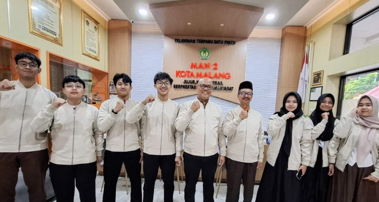 Raih Tiga Penghargaan di Korea Selatan, Delegasi MAN 2 Kota Malang Harumkan Nama Madrasah di Ranah Internasional
