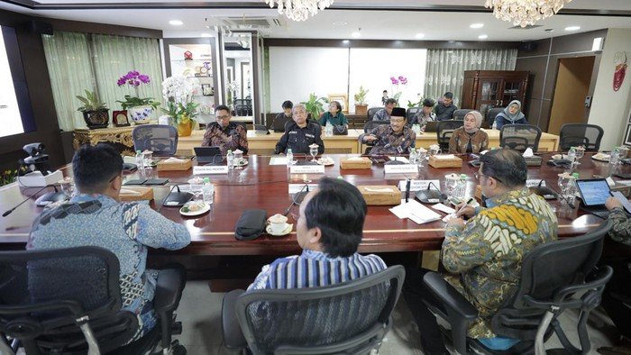 Kemensos dan Kemenekraf Siap Dorong Kreativitas Siswa Sekolah Rakyat