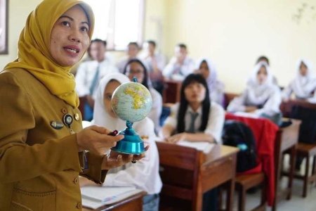 Panduan Lengkap Beban Mengajar dan Tugas Tambahan Guru di Info GTK 2025