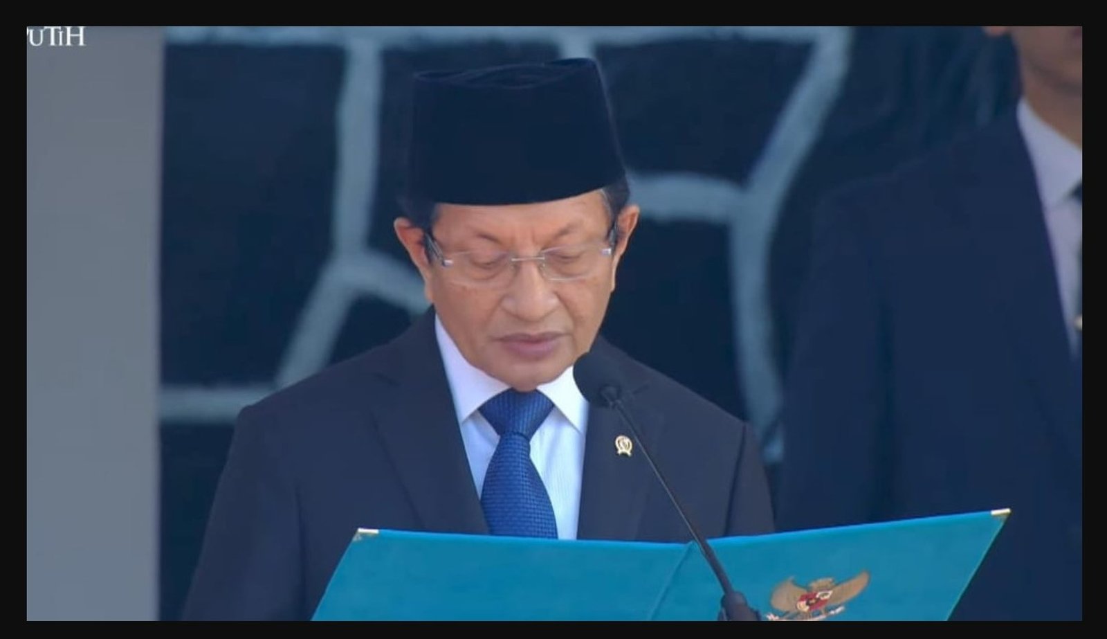 Tampil Pimpin Do'a dalam Peringatan Hari Kesaktian Pancasila 2025, Menag Do'akan Kesejahteraan bagi Rakyat Indonesia