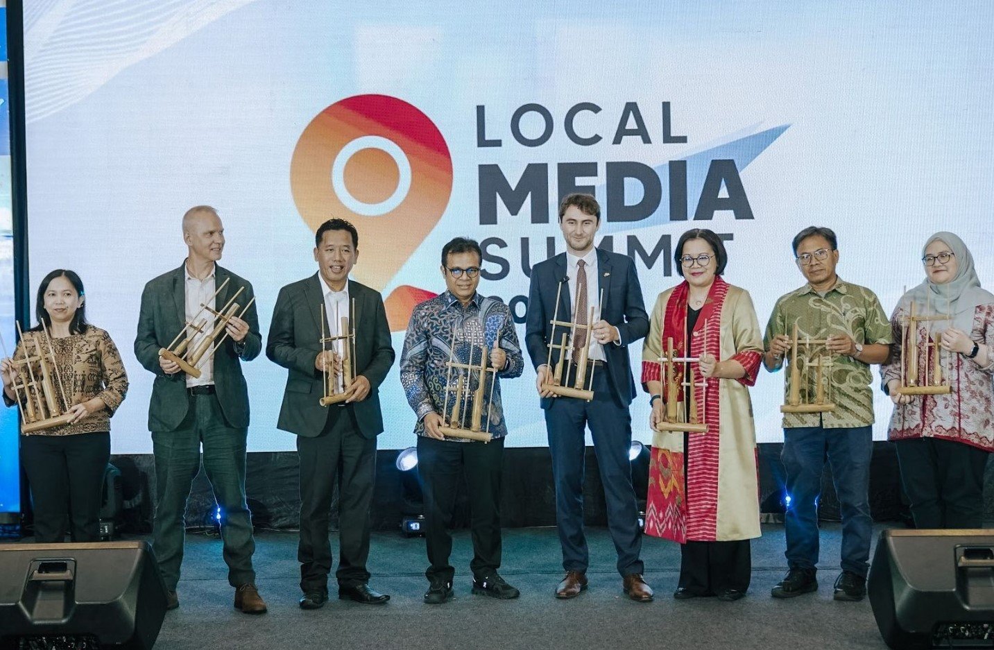 Wamenkomdigi Sampaikan bahwa Jurnalisme Berkualitas Tak akan Tergantikan oleh AI