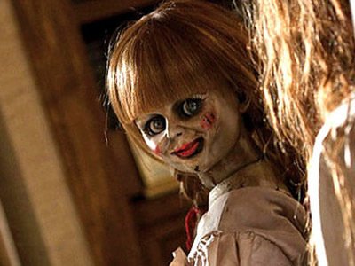 Fakta Menarik tentang Boneka Annabelle yang Bikin Kamu Tercengang