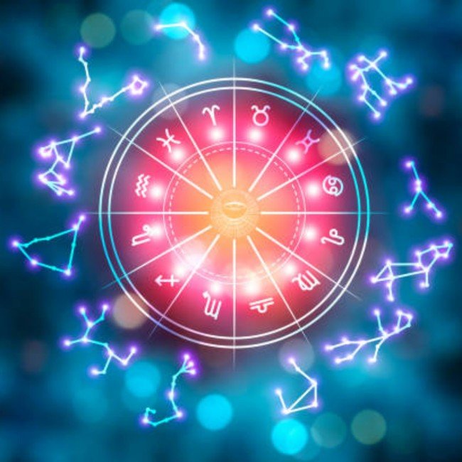 Apa Perbedaan Zodiak dan Primbon? Apakah Sama-Sama Mitos Semata?