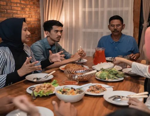 Bukan Sekadar Isi Energi: Manfaat Sahur yang Sering Diremehkan Banyak Orang
