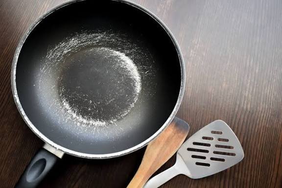 Wajan Baru Tidak Lengket? Rahasianya Ada pada Cara Perawatan di Awal