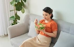 Ketika Diet Terlalu Ketat Justru Menggagalkan Segalanya: Mengapa Tubuh Malah Menyimpan Lemak Saat Kamu Kelaparan