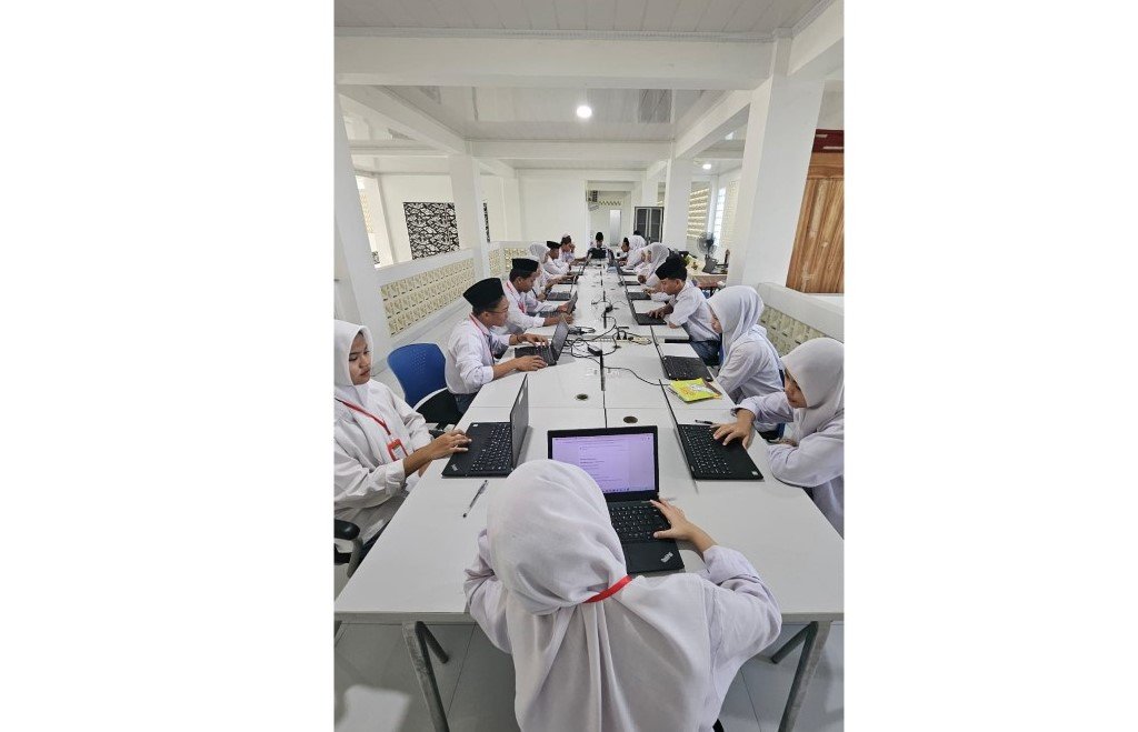 Pesantren Gak Harus Mahal: Madrash Aliyah Kebon Cinta Tawarkan Sekolah Gratis dengan Fokus Kemandirian Wirausaha