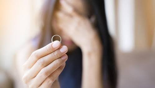 Kenapa Komunikasi Sering Jadi Masalah Terbesar dalam Pernikahan