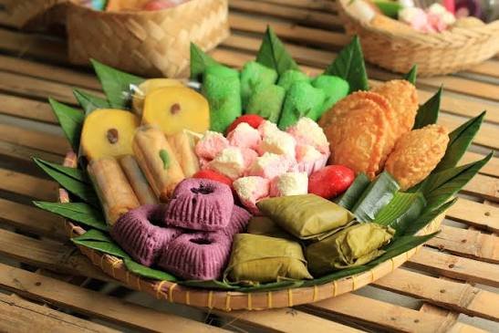 Dari Oven Rumah ke Peluang Cuan: Kue Rumahan Sederhana yang Diam-Diam Punya Pasar Besar