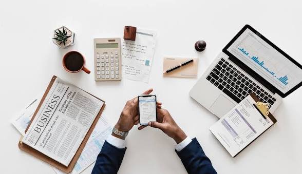 Kecanduan Digital yang Tak Terlihat: Dampaknya pada Dunia Akademik