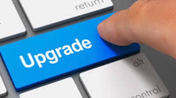 Upgrade Diri vs Tekanan Sosial: Realita Mahasiswa Saat Ini yang Tidak Selalu Terlihat Indah