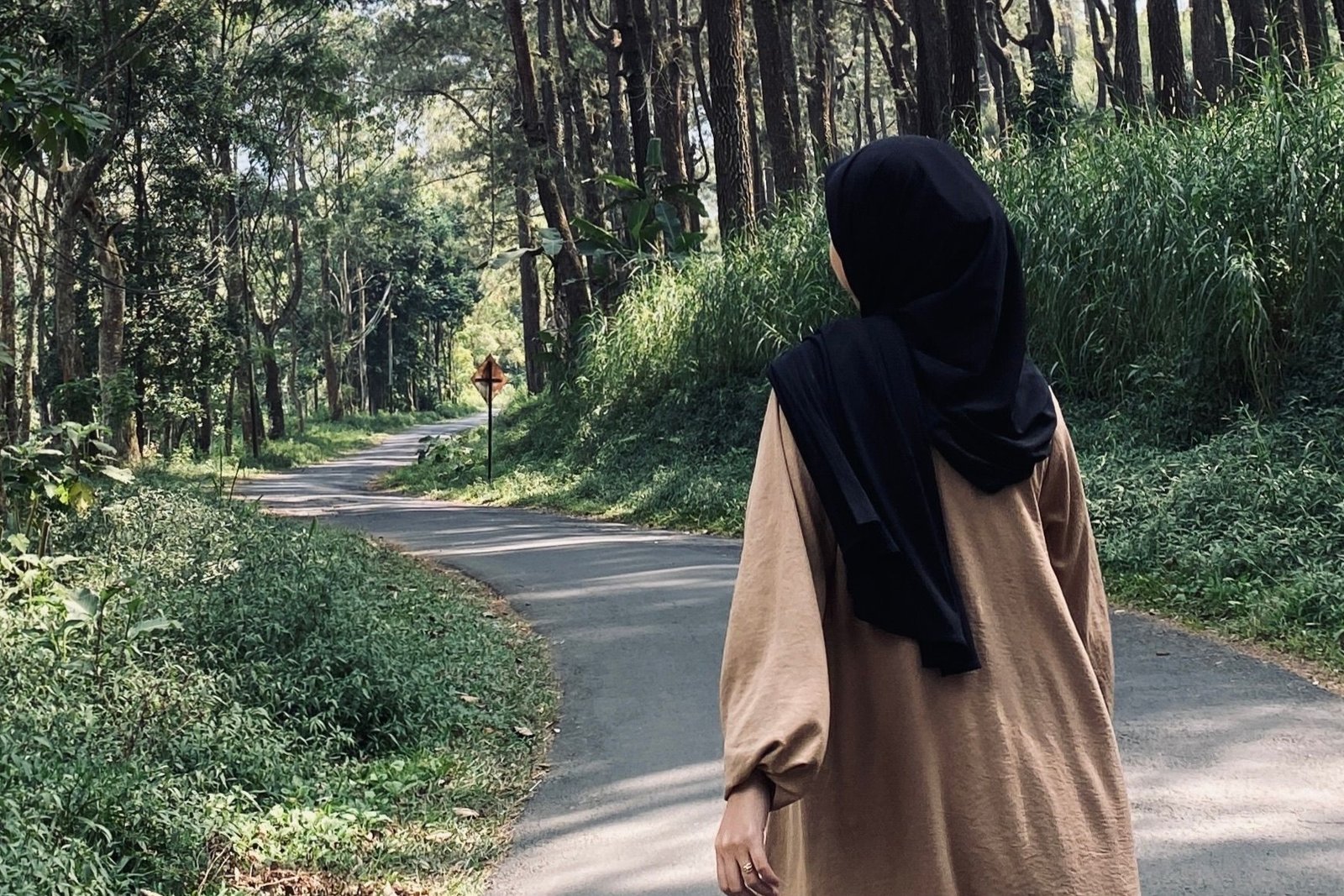Kintsugi di Dalam Diri: Seni Mengubah Luka Menjadi Bagian dari Keindahan Hidup