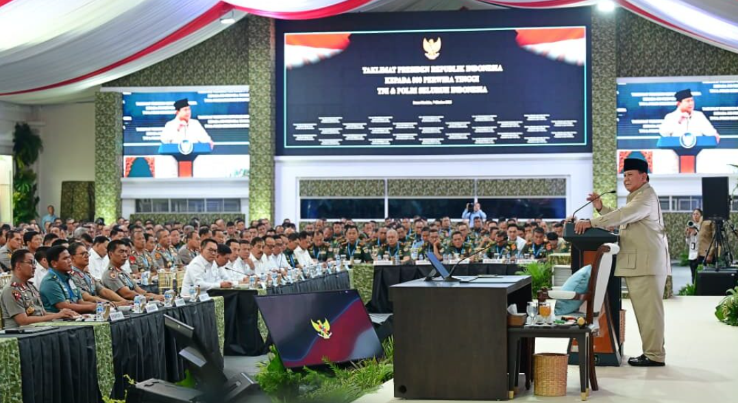 Presiden Prabowo Beri Taklimat kepada 800 Pati TNI-Polri, Ini Pesan Utamanya