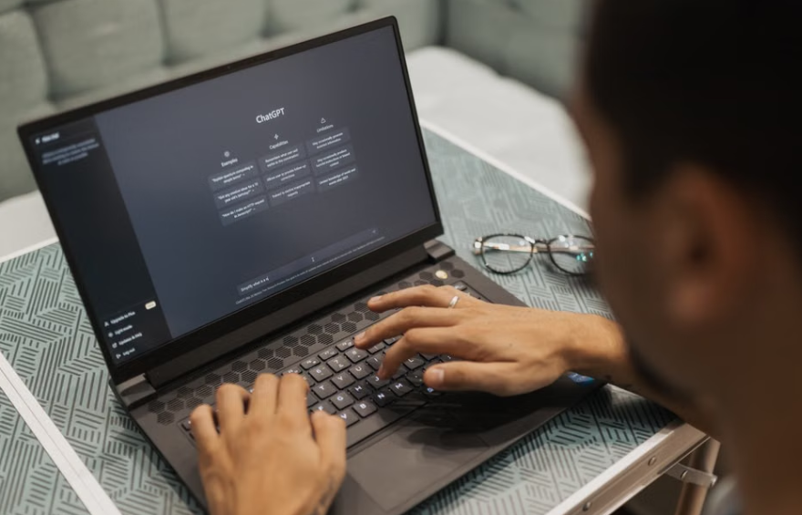 AI Makin Cepat Berkembang, Pakar NUS Ingatkan Generasi Muda Harus Siapkan Keterampilan agar Tak Tertinggal di Dunia Kerja
