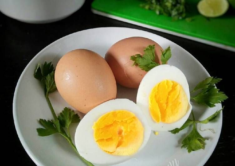Sarapan 2 Telur Rebus Setiap Pagi? Ini 7 Manfaatnya bagi Tubuh yang Jarang Disadari