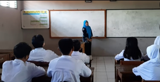 Iuran Orang Tua untuk Gaji Guru Honorer Jadi Sorotan DPR, Pendidikan Gratis Terancam Sulit Terwujud