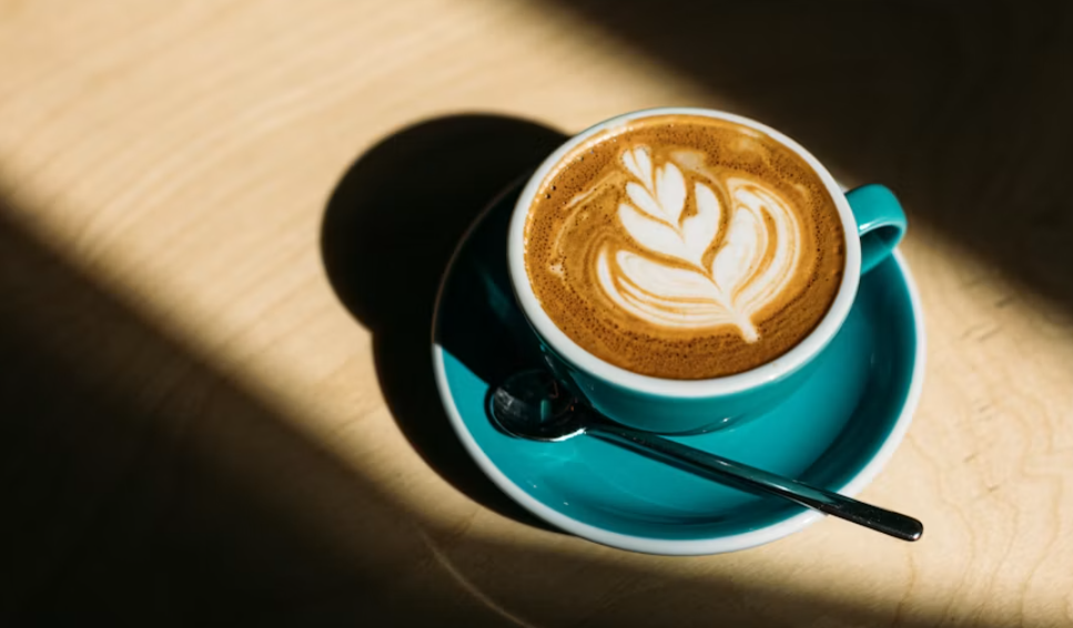 Sering Minum Kopi Setiap Hari? Ini 7 Cara Menikmatinya agar Tetap Sehat dan Tidak Ganggu Tidur