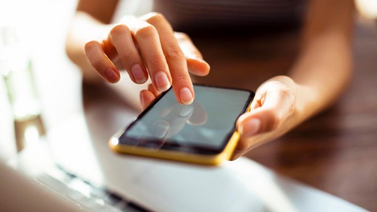 Siapa yang Diprioritaskan Menerima HP Gratis Bansos 2026? Ini Penjelasan Mensos
