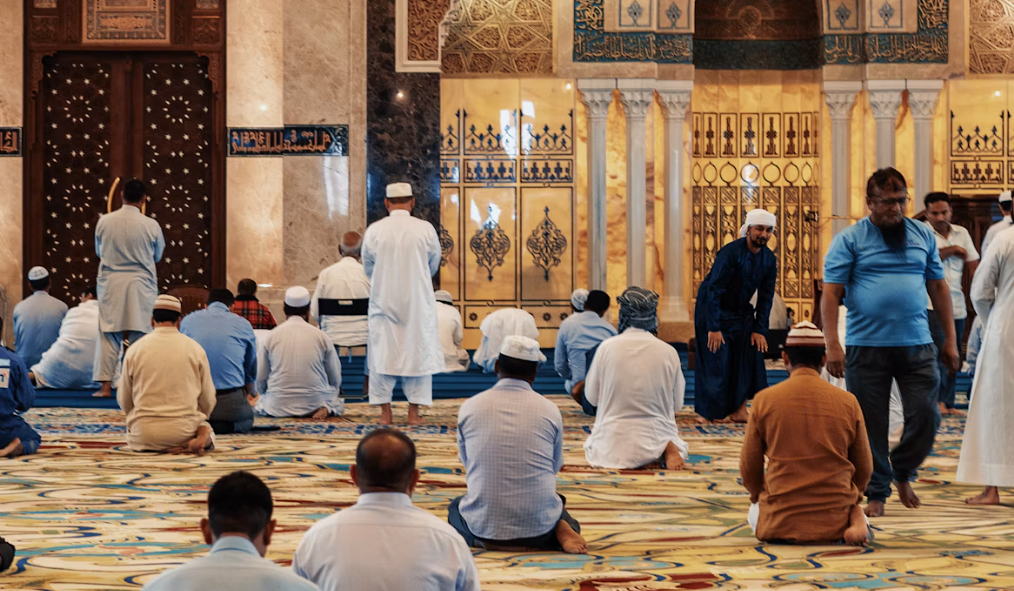 Amalan Setelah Shalat Jumat yang Bisa Diamalkan, Baca 4 Surat Ini Masing-Masing 7 Kali
