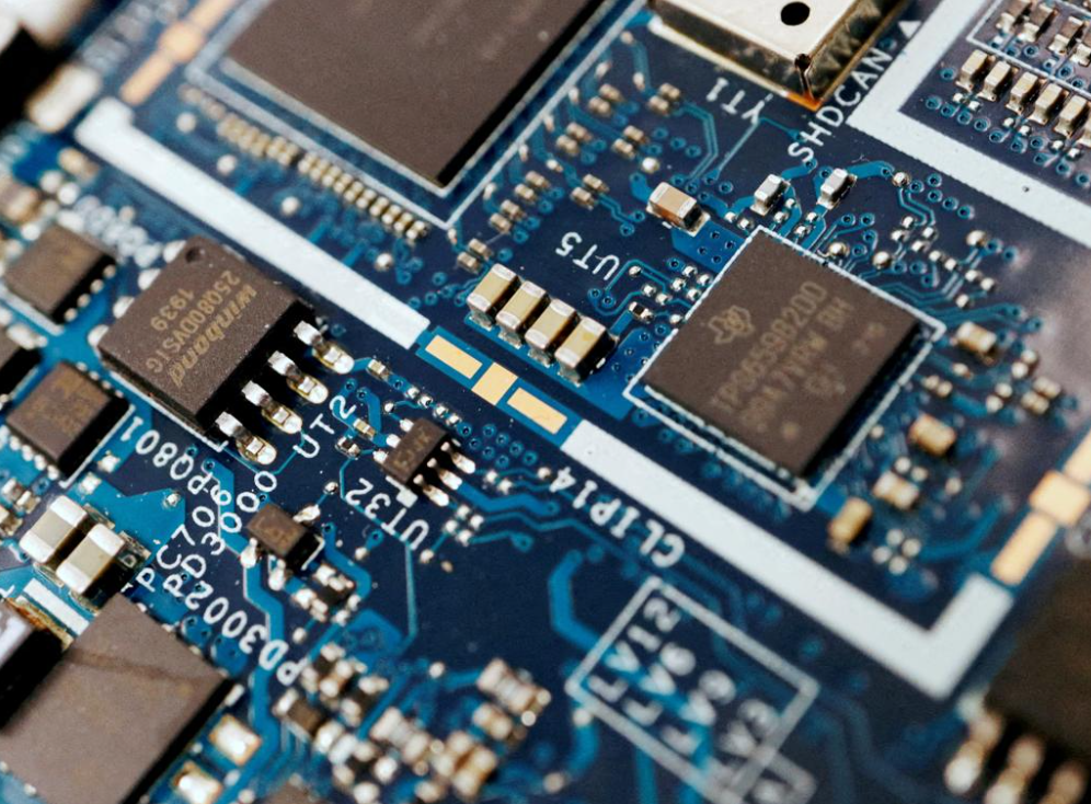 Indonesia Kembangkan Chip Merah Putih, Mendiktisaintek Tekankan Penguasaan AI dan Semikonduktor