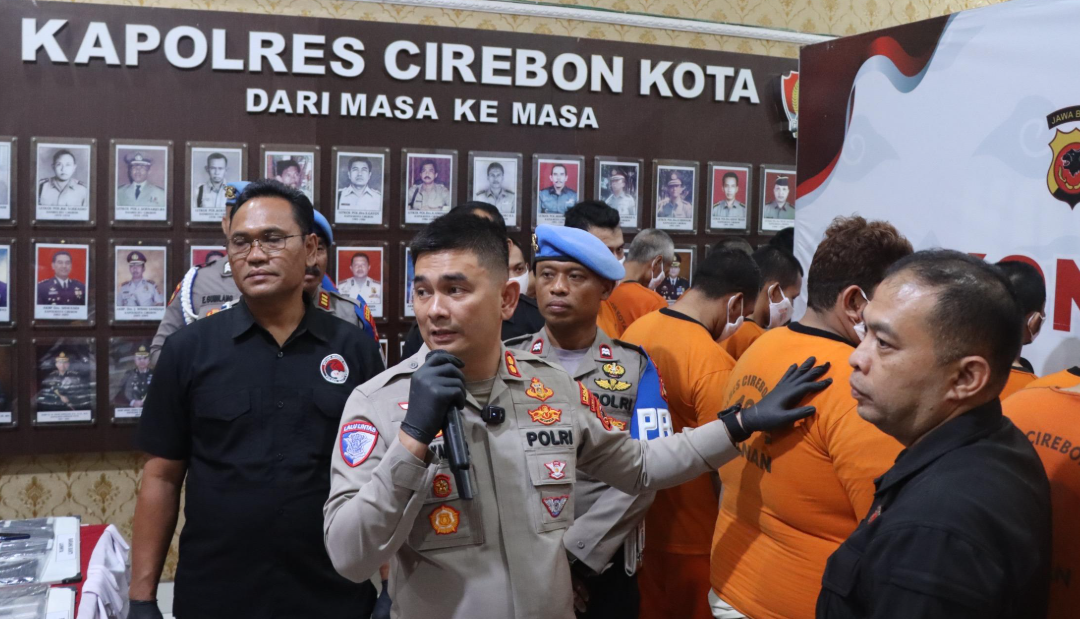 Polres Cirebon Kota Tangkap 15 Tersangka dalam Operasi Antik Lodaya 2026, Sita 24.100 Butir Obat Keras dan Sabu