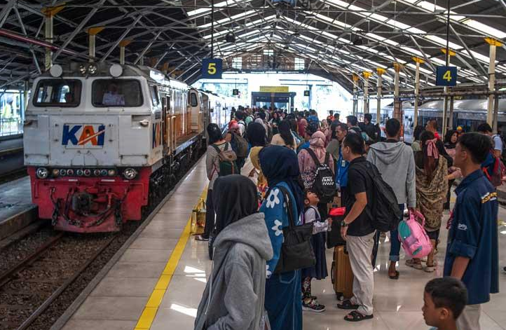 KAI Cirebon Kembalikan 617 Barang Penumpang Senilai Rp702 Juta, Begini Cara Melapor Jika Barang Tertinggal