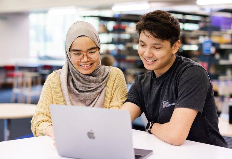 Beasiswa Hana Bank UGM 2026 Dibuka hingga 14 November, Bantuan Rp10 Juta